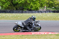 Advanced Group Silver_Grey Bikes